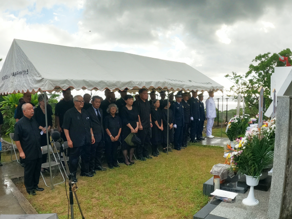 令和7年度慰霊　国歌斉唱